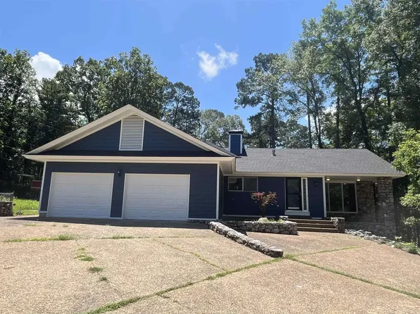 2135 Pine Hill Cir, Malvern, AR 72104