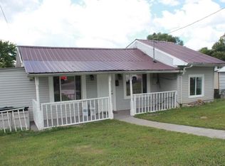 1617 Charles St, Kingsport, TN 37660