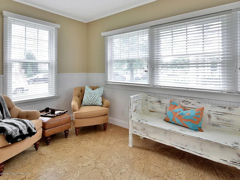 408 Tuttle Ave — Photo 10