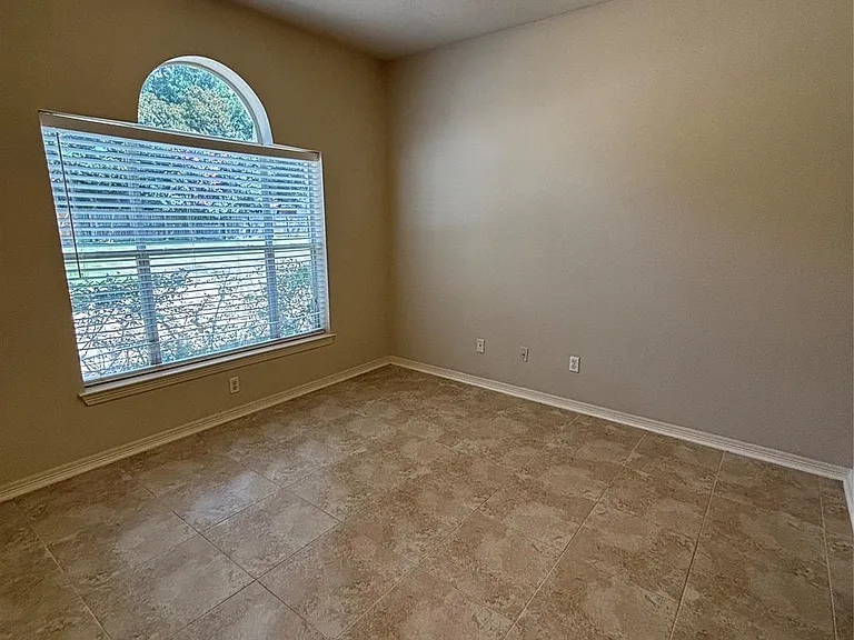10735 Norchester Village Dr — Photo 6