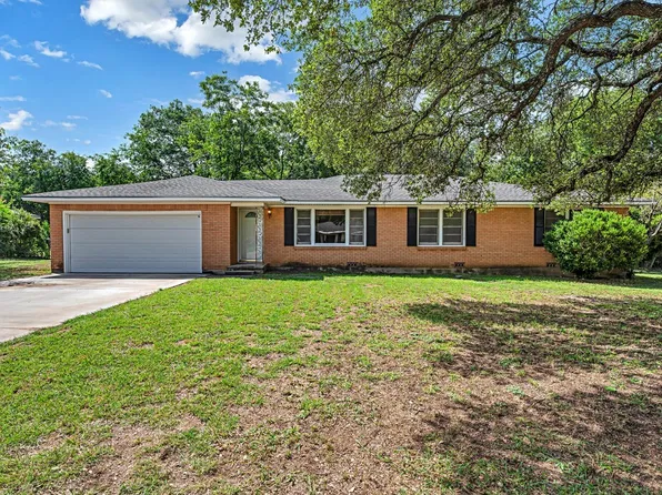 9108 Red Oak Dr, Woodway, TX 76712