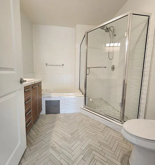 147 S Doheny Dr — Photo 31