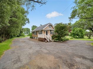 5506 Bear Rd, North Syracuse, NY 13212