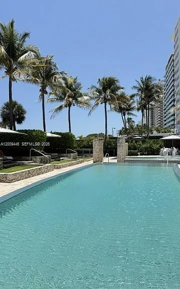5875 Collins Ave #708 — Photo 19