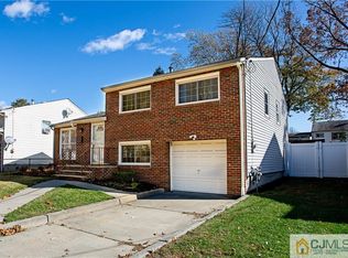 36 Albert St, Sayreville, NJ