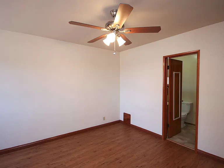 913 S Olive Avenue Alhambra Cir #1/2 — Photo 16
