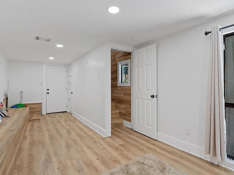 25413 Pedernales Point Dr — Photo 26