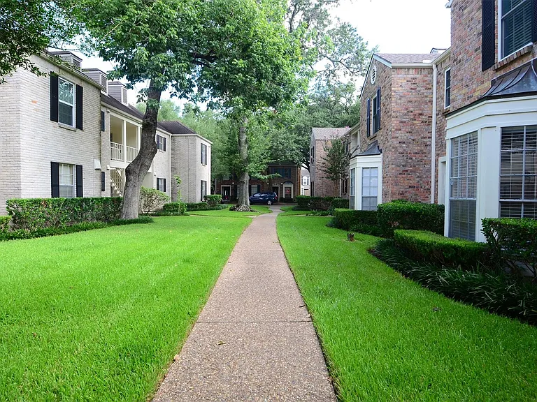 12978 Trail Hollow Dr #2978 — Photo 1