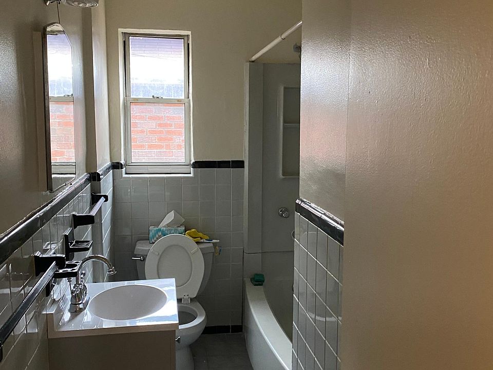 2nd image of 160 Palisade Ave #8B