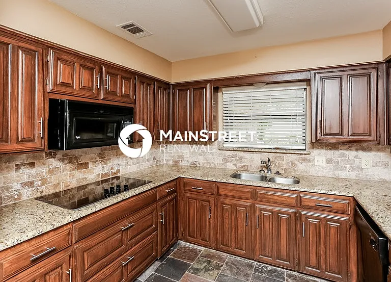 1003 Glenn Dr — Photo 6