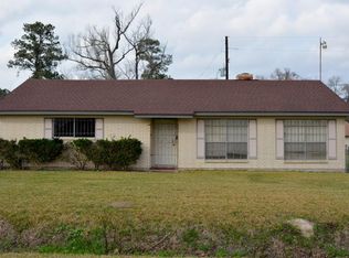 15903 Dunman Ln, Houston, TX 77044