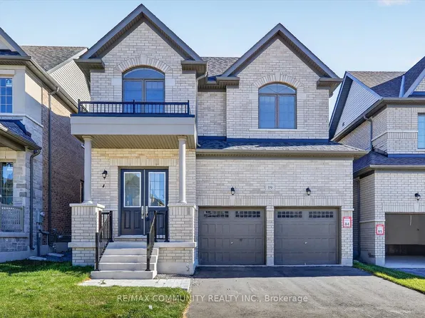 19 Rogerson St, Clarington, ON L1B 0W4