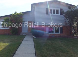 7501 Latrobe Ave, Burbank, IL 60459