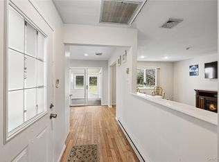 25 Freemont Lane, Coram, NY 11727