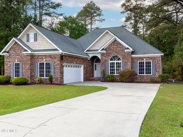 2012 Caracara Drive, New Bern, NC 28560