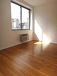 Rented by KVNY Soho