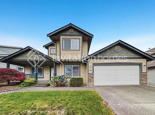 9008 191st St E, Puyallup, WA 98375