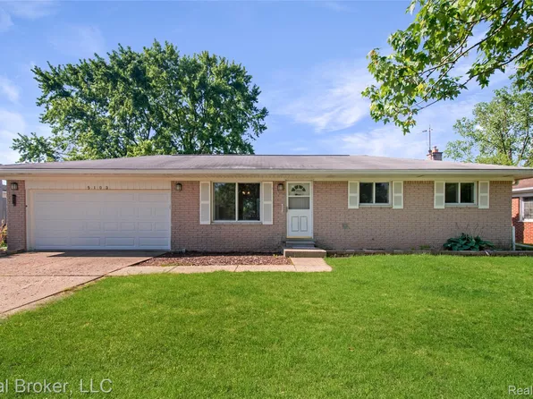 5103 Ridgetop Dr, Waterford, MI 48327