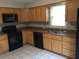 208 Salter Rd, Berea, KY 40403