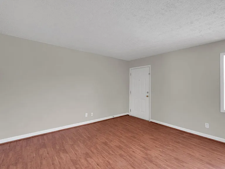Jacobs Landing Apartments — Photo 14