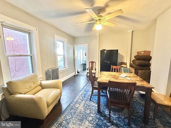 4th image of 1038 Genesee St
