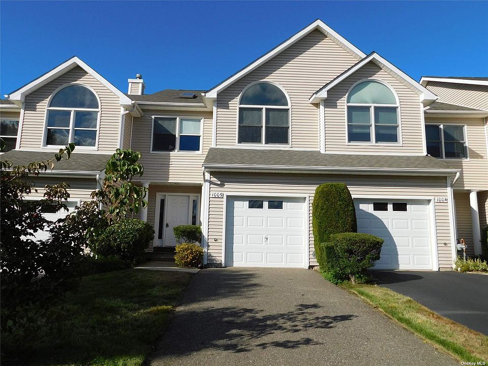 1st image of 1005 Willow Pond Dr