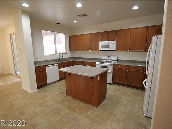 5th image of 10573 Moultrie Ave