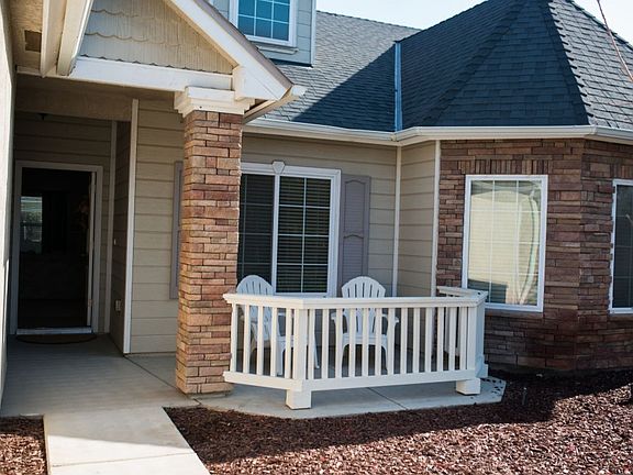 4th image of 2291 N Pleasant Cir