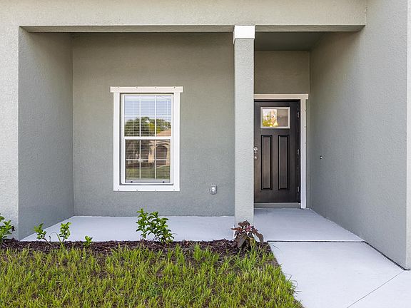 2nd image of 1423 NE 1st Pl