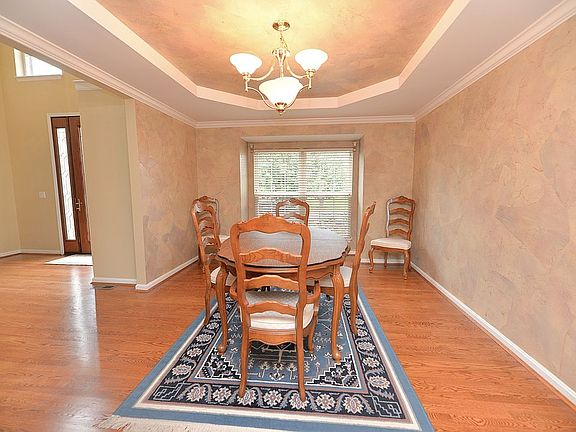 4th image of 8635 Charleston Creek Dr