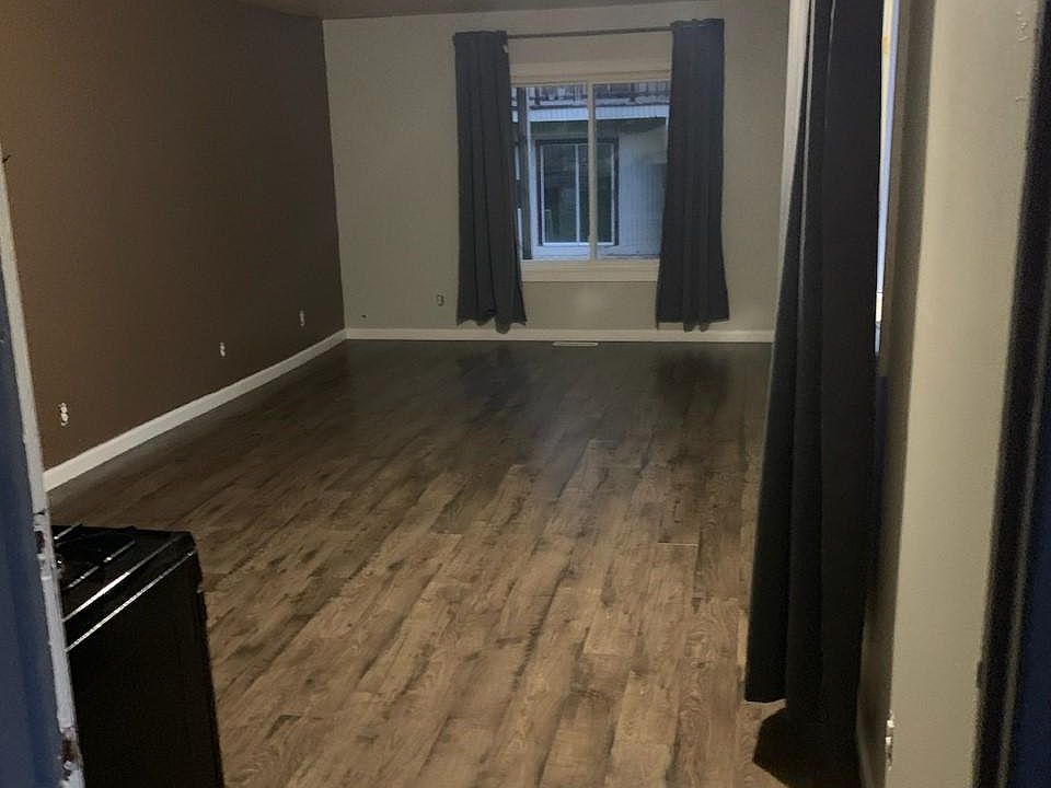 2nd image of 36580 Bismark Rd APT 2