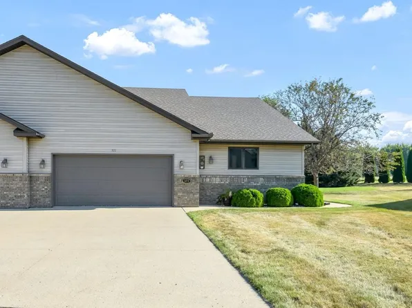 571 Southport Dr, Fairmont, MN 56031