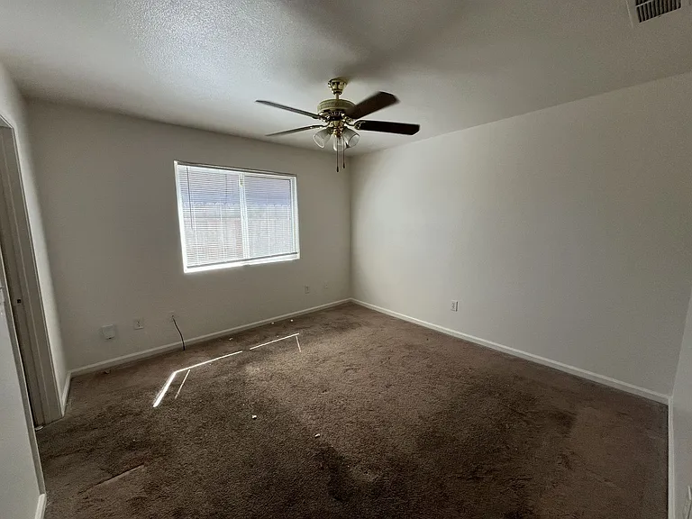 SAC T 1138 — Photo 20