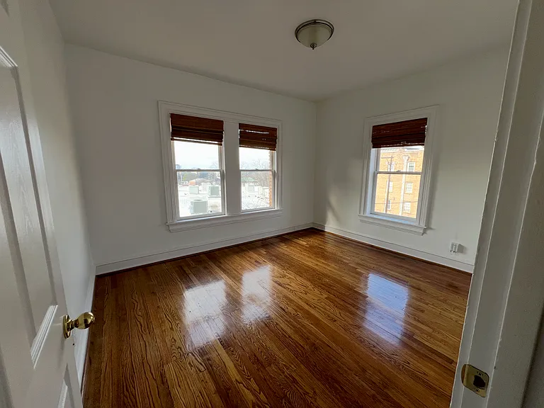2242 Arlington Ave S #9 — Photo 20
