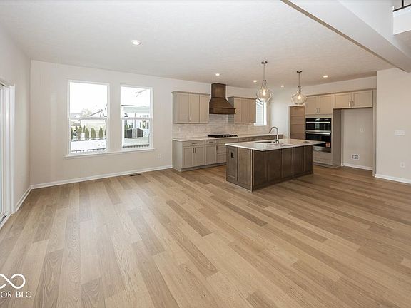 7th image of this home