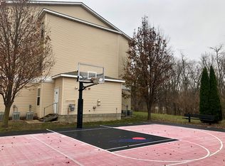 1610 Sauk Rd #1101, Dixon, IL 61021