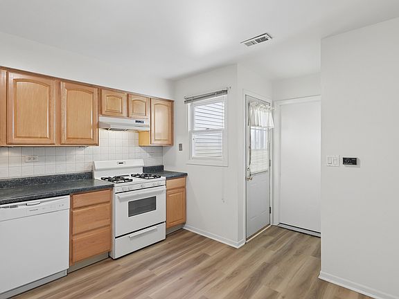 5th image of 34306 N Birch Ln #16C