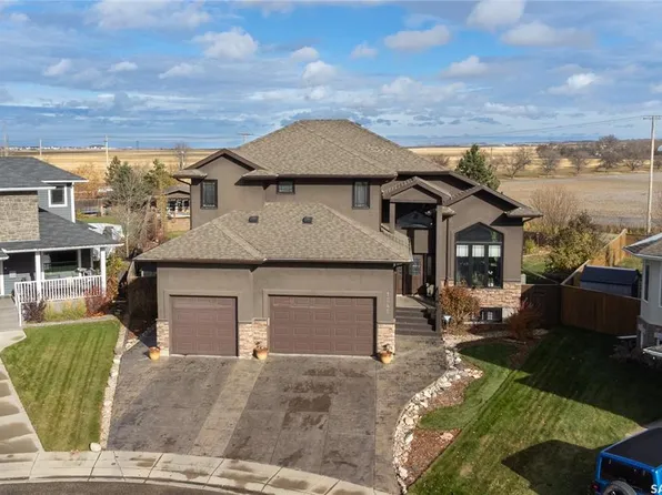 1242 Willowgrove COURT, Saskatoon, SK S7W 0A8