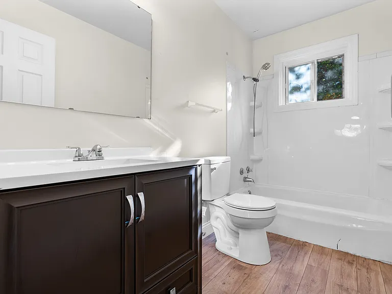 Cedar Crest Apartments — Photo 7