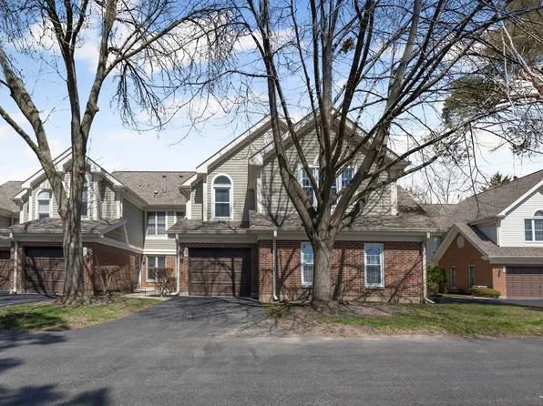 1907 W White Oak St, Arlington Heights, IL 60005