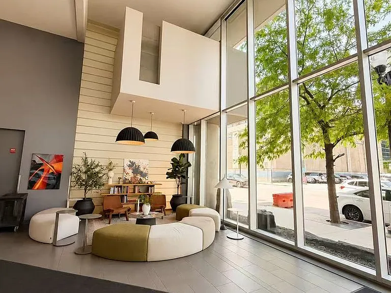 235 W Van Buren St #4204 — Photo 11