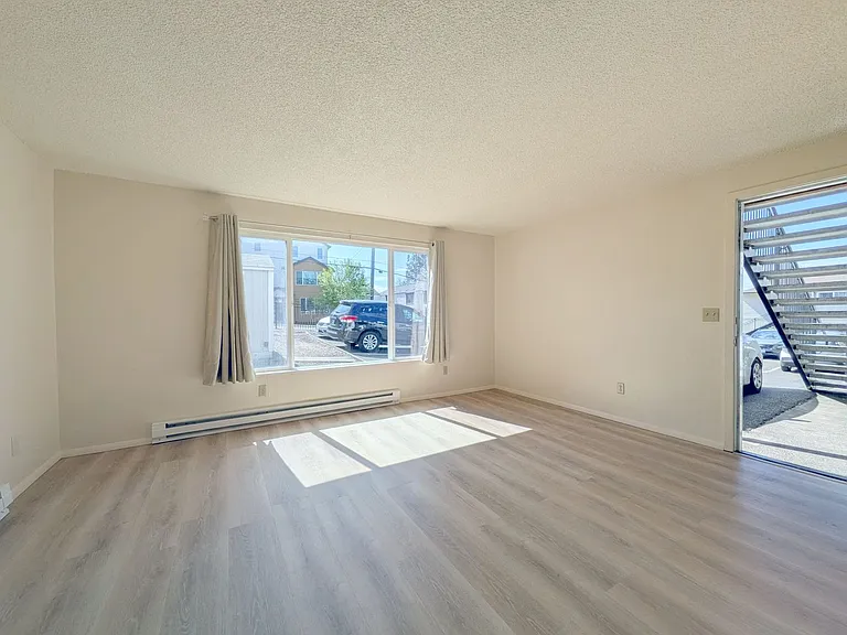 Chelsea Manor Apartments — Photo 30