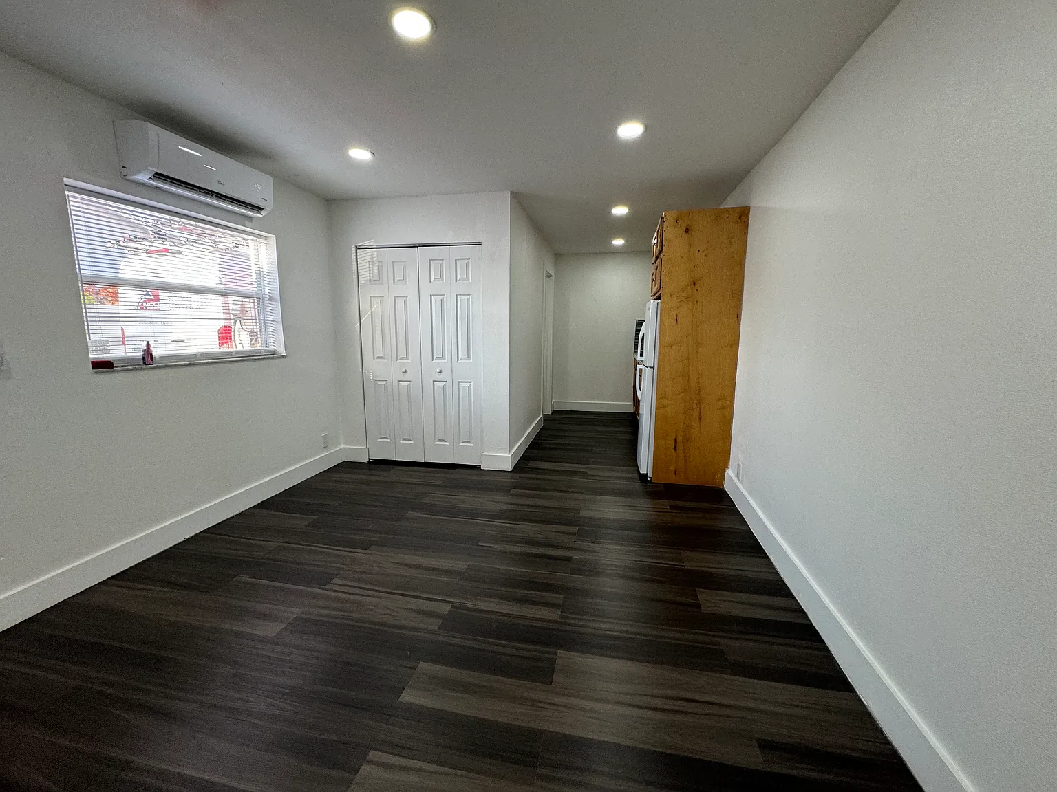 5501 SW 134th Ave — Photo 1