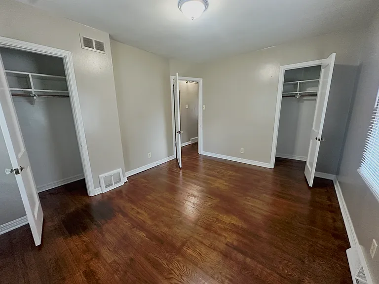 2212 SW Burnett Rd — Photo 11