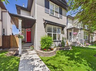 159 Cranberry Grn SE, Calgary, AB T3M 1L3
