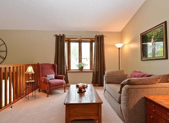 5th image of 7509 Wentworth Avenue