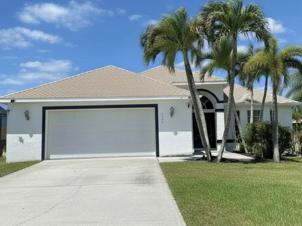 2902 NW 17th Avenue, Cape Coral, FL 33993