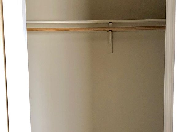 5th image of 953 Helen Ave APT 11