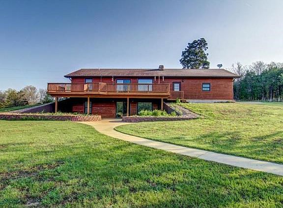 5th image of 284 La Chasse Dr