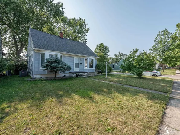 859 Winston Dr, Monroe, MI 48161